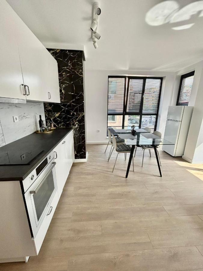 Smart Apartment Mir Varna Luaran gambar
