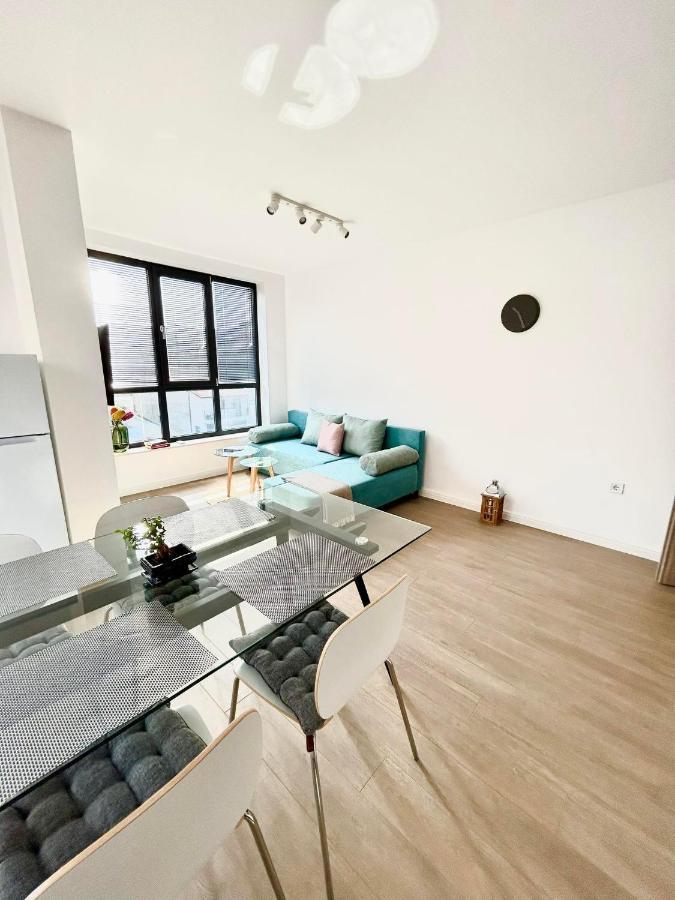 Smart Apartment Mir Varna Luaran gambar